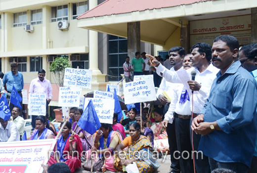 sc/ st protest